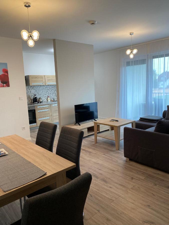 Paskom Apartmanhaz Nyergesujfalu Eksteriør billede